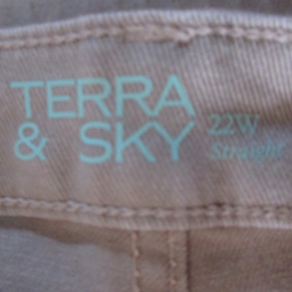 TERRA & SKY High Rise Straight Leg Jeans Sz 22W Quinn Khaki Beige Tan Denim NWT - Picture 7 of 13